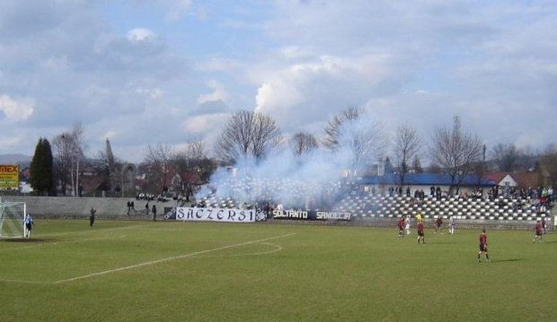 SANDECJA - Pogoń