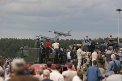 Parada samolotów Poznań 2005 r.