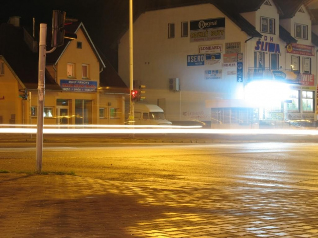 #noc #światła #deszcz #OkoliceOlsztyna #warmia #mazury #wilczyńskiego #jarocka #jaroty #olsztyn #las #droga