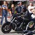 Harley Davidson na Krakowskim Rynku
07 września 2006 #Harley #Davidson #Kraków