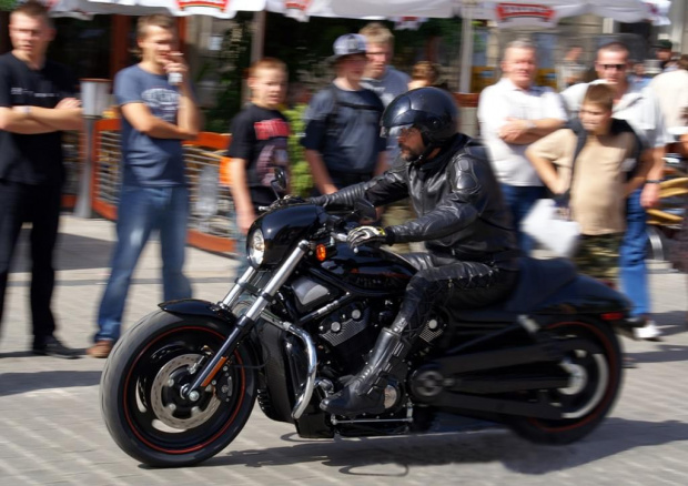 V-ROD na Krakowskim Rynku #Harley #Davidson #Kraków #HarleyDavidson