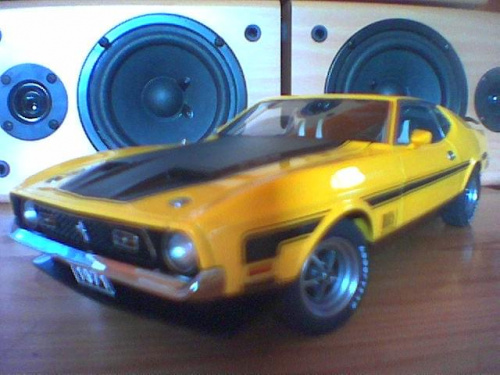 Ford Mustang Mach III 1971 AutoArt. Model wykonany perfekcyjnie w kadym calu jak na AutoArta przystalo.