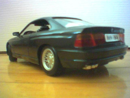 BMW 850i od Maisto z calkowicie zrewaloryzowanym wnetrzem