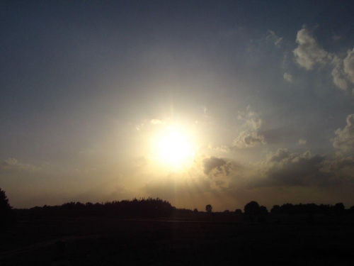 #słońce #zdjęcia #krajobraz #zachody #niebo