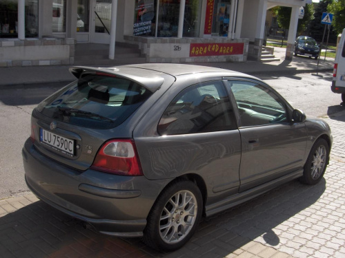 MG ZR