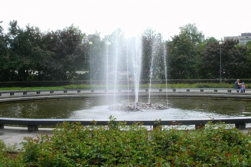 fontanna na Placu na Rozdrożu