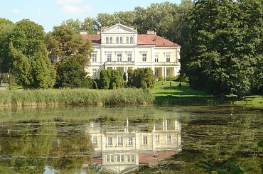 #ZłotyPotok #Dworek #Krasicki #Raczyńskich #Park #Las #Staw