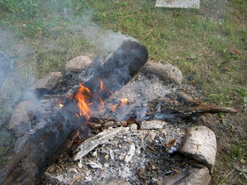 w ogrodzie #ogień #ognisko