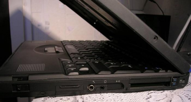 laptop 600 PII 266MHz