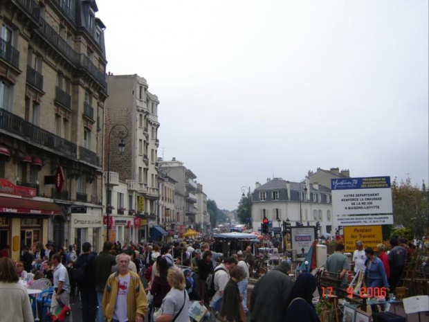 Maisons-Laffitte - brocante w centrum