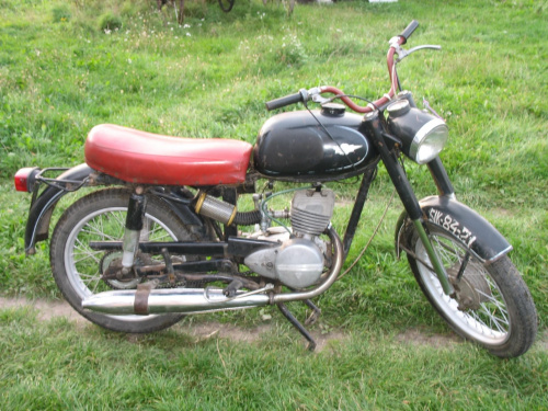 moja WSK125