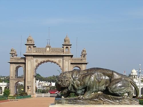 Widok od strony Pałacu, Mysore