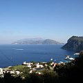 Capri, a na horyzoncie Sorrento