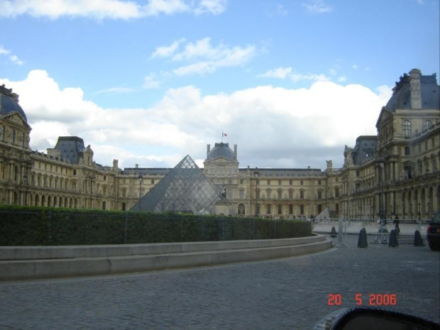 Paris I (1. dzielnica Paryża) - muzeum Louvre