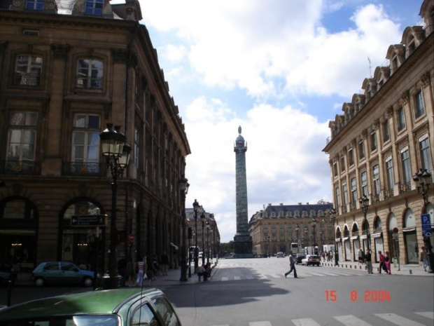 Paris I (1. dzielnica Paryża) - Place Vendôme, gdzie mieszkał Cyprian Norwid i sk?d po raz ostatni w życiu wyjechali Dodi Al-Fayed i Księżna Diana !