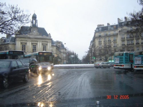 Paris XI (11. dzielnica Paryża) - okolice Polskiego sklepu spożywczego "Petrus"