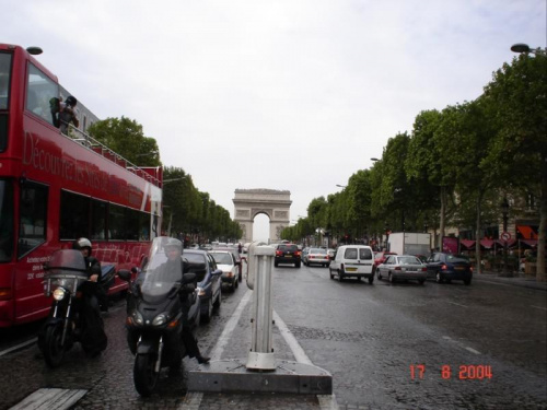 Paris VIII (8. dzielnica Paryża) - Pola Elizejskie (F - Champs-Élysées)