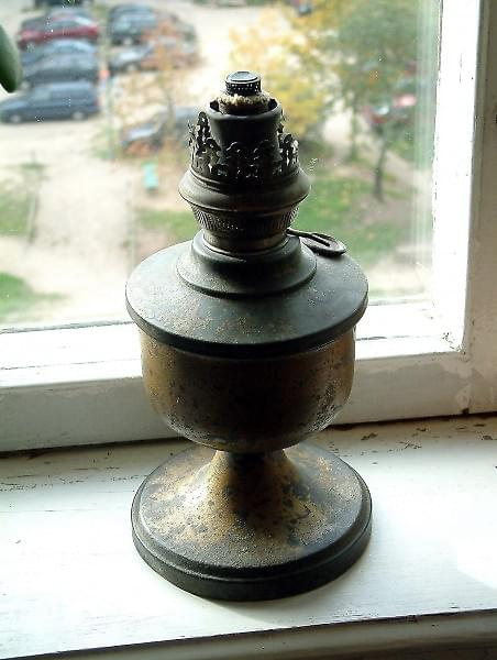 Lampa naftowa.Teraz też działa:) potrzeba tylko wlać naftę:) kiedys to zrobie,aby sfotografować:))))))) #starocie