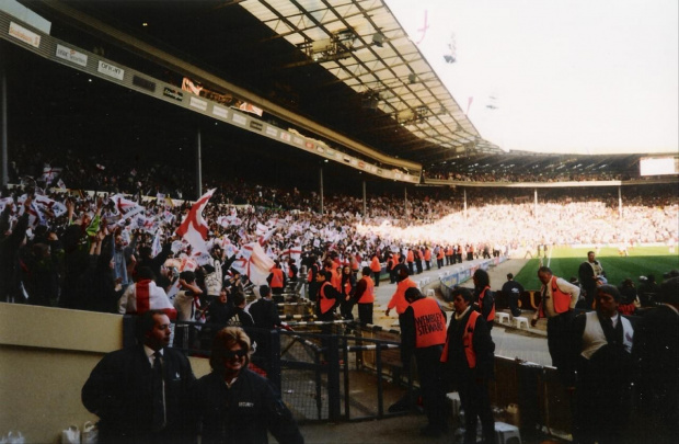 Fotki z Londynu i nieistniejącego już legendarnego stadionu WEMBLEY.