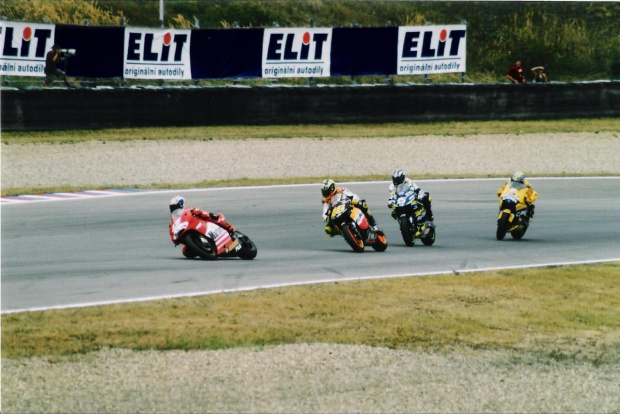 Zdjęcia z motocyklowego Grand Prix Czech w Brnie 2003r