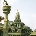 Durban Square: Krishna Mandi temple i Yoganarenda Malla Statue, Patan, Nepal