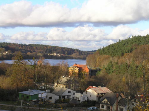 Łapino Dolne - jezioro i elektrownia wodna