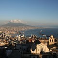 Neapol - w tle Wezuwiusz