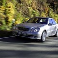 Mercedes-Benz E350 with Sports Equipment (W211) (2005) #W211 #Limuzyna #auto #samochód #samochod