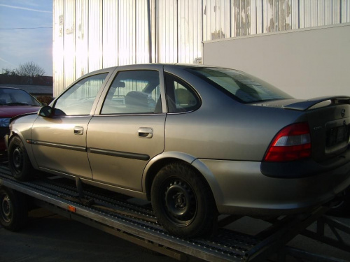 OPEL VECTRA 16V 1,6 ECOTEC