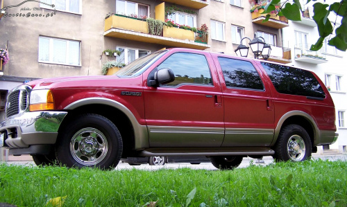 Ford Excursion