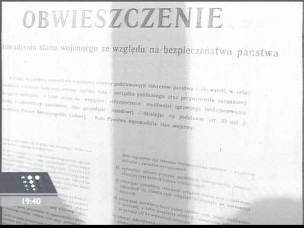 Specjalne wydanie głównych "Wiadomości" 13 grudnia 2006 roku - 25. rocznica ogłoszenia stanu wojennego.
www.TVPmaniak.tv.pl #tvp #tvp1 #wiadomości #gawryluk #dorota #StanWojenny #tvpmaniak