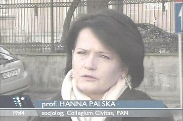 Specjalne wydanie głównych "Wiadomości" 13 grudnia 2006 roku - 25. rocznica ogłoszenia stanu wojennego.
www.TVPmaniak.tv.pl #tvp #tvp1 #wiadomości #gawryluk #dorota #StanWojenny #tvpmaniak