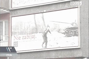 Specjalne wydanie głównych "Wiadomości" 13 grudnia 2006 roku - 25. rocznica ogłoszenia stanu wojennego.
www.TVPmaniak.tv.pl #tvp #tvp1 #wiadomości #gawryluk #dorota #StanWojenny #tvpmaniak