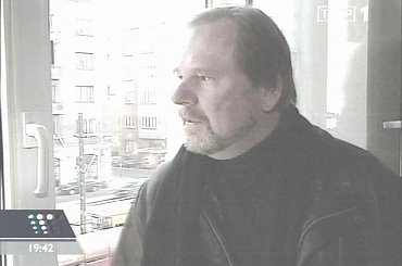 Specjalne wydanie głównych "Wiadomości" 13 grudnia 2006 roku - 25. rocznica ogłoszenia stanu wojennego.
www.TVPmaniak.tv.pl #tvp #tvp1 #wiadomości #gawryluk #dorota #StanWojenny #tvpmaniak