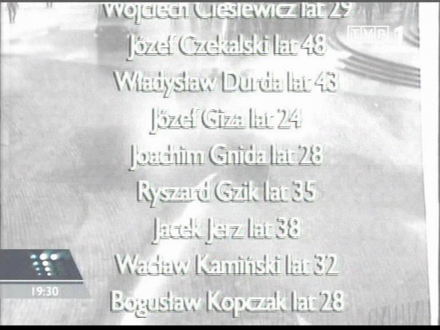 Specjalne wydanie głównych "Wiadomości" 13 grudnia 2006 roku - 25. rocznica ogłoszenia stanu wojennego.
www.TVPmaniak.tv.pl #tvp #tvp1 #wiadomości #gawryluk #dorota #StanWojenny #tvpmaniak