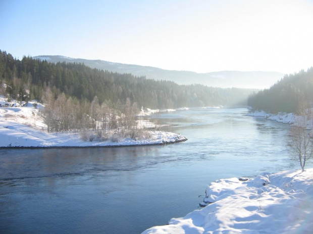 Moje okolice #Norwegia #natura #słonce #zima #śnieg #woda #rzeka #drzewa