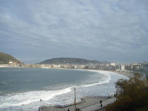 Donostia / San Sebastián - przepiękna stolica Baskonii, oddalona od Francji zaledwie 15km. Ale bym chciał tam mieszkać !