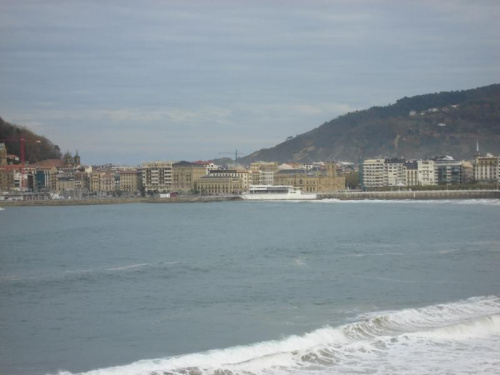 Donostia / San Sebastián - przepiękna stolica Baskonii, oddalona od Francji zaledwie 15km. Ale bym chciał tam mieszkać !