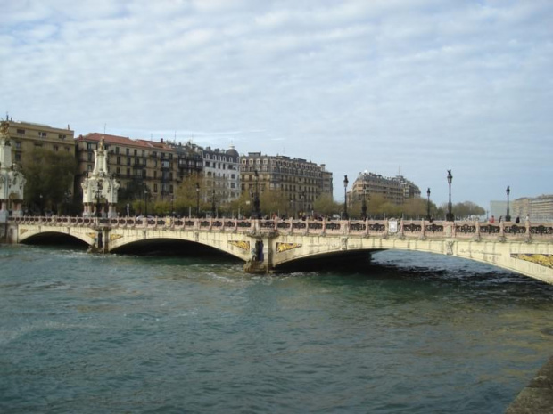 Donostia / San Sebastián - przepiękna stolica Baskonii, oddalona od Francji zaledwie 15km. Ale bym chciał tam mieszkać !