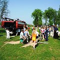 W miesiącu ochrony przeciwpożarowej, a dokładnie 09.05.2006 na boisku sportowym w Czepielowicach odbyło się spotkanie dzieci z klas 1-6 tutejszej szkoły ze strażakami z naszej OSP. Na spotkaniu miała miejsce krótka prezentacja wyposażenia naszego Jelcz...