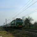 (26.11.06) Lubelski Byk ET22-1145 z poc. pos. ''San'' Rel. Lublin-Kostrzyn Wyjeżdza z Lublina