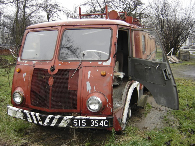 FOT- TOMASZ JAKUBOWSKI
Pojazd jest do sprzedaży w aukcji allegro.