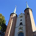 "...wąskie wieże kościołów nakłuwają niebo..." #Gdańsk #Oliwa #ParkOliwski #KatedraOliwska