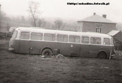 Autobus historyczny JELCZ KAROSA 043
----------
Fot- NOMIT