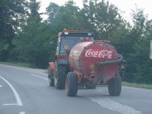 Coca cola... i chce sie pić :)