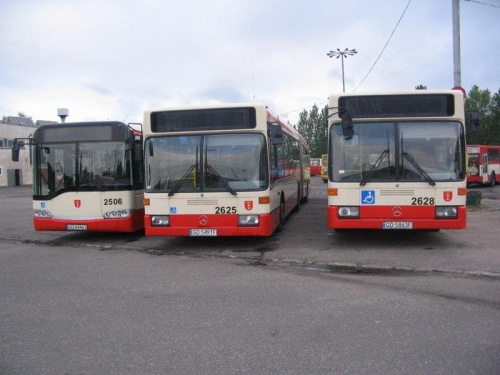 dzień w pracy, Mercawki, Ikar kasacja, i Jelcz po ćwiczeniach antyterrorystycznych ;)