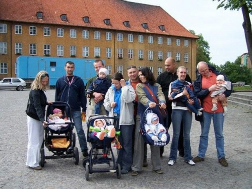 Podobne już było, zajrzyjcie wyżej, kto jest kto