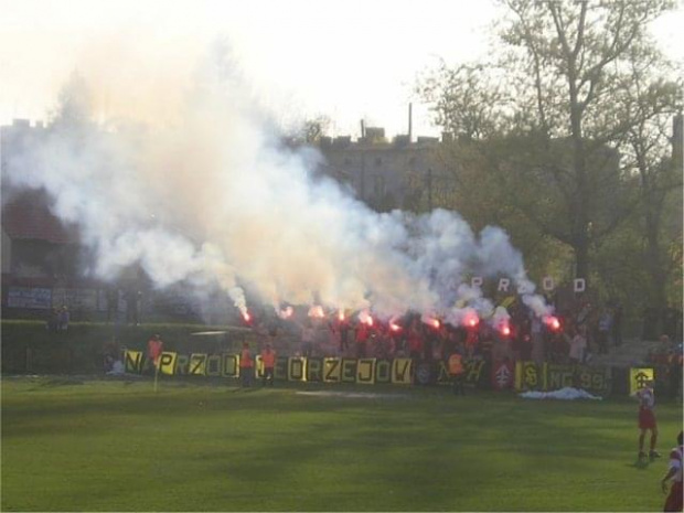 NAPRZÓD JĘDRZEJÓW - AKS Busko 2005r (4)