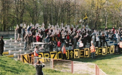 NAPRZÓD JĘDRZEJÓW - AKS Busko 2005r (2)