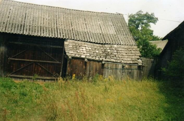 stodoła 2003 (obecnie juz jej nie ma)